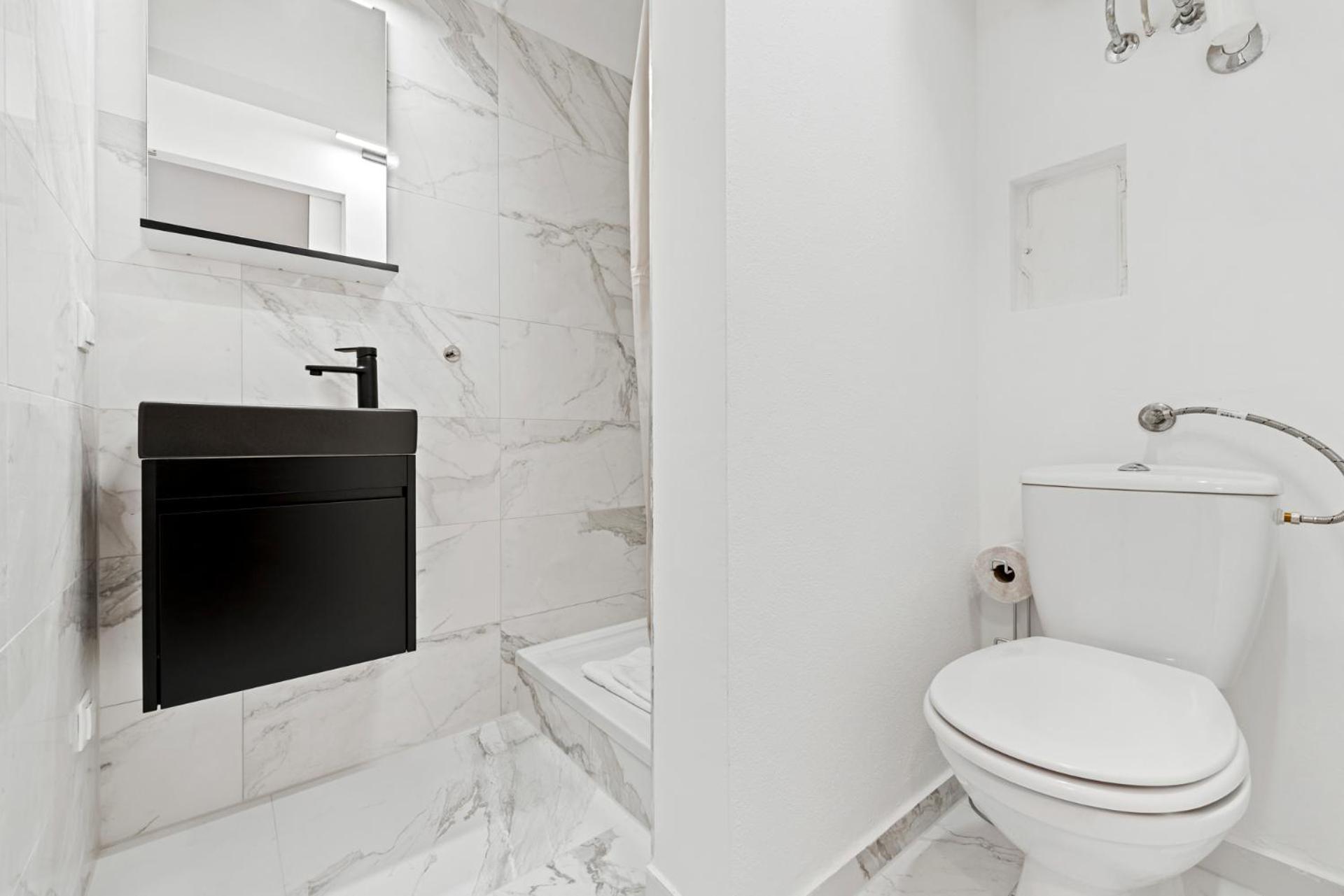 Cozy City Apartment - 15 Min To City-Centre - Contactless 24H Check-In 비엔나 외부 사진