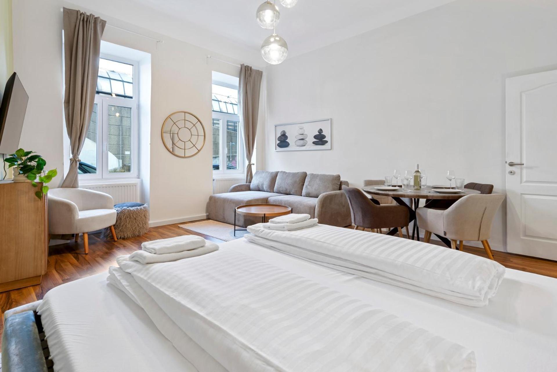Cozy City Apartment - 15 Min To City-Centre - Contactless 24H Check-In 비엔나 외부 사진
